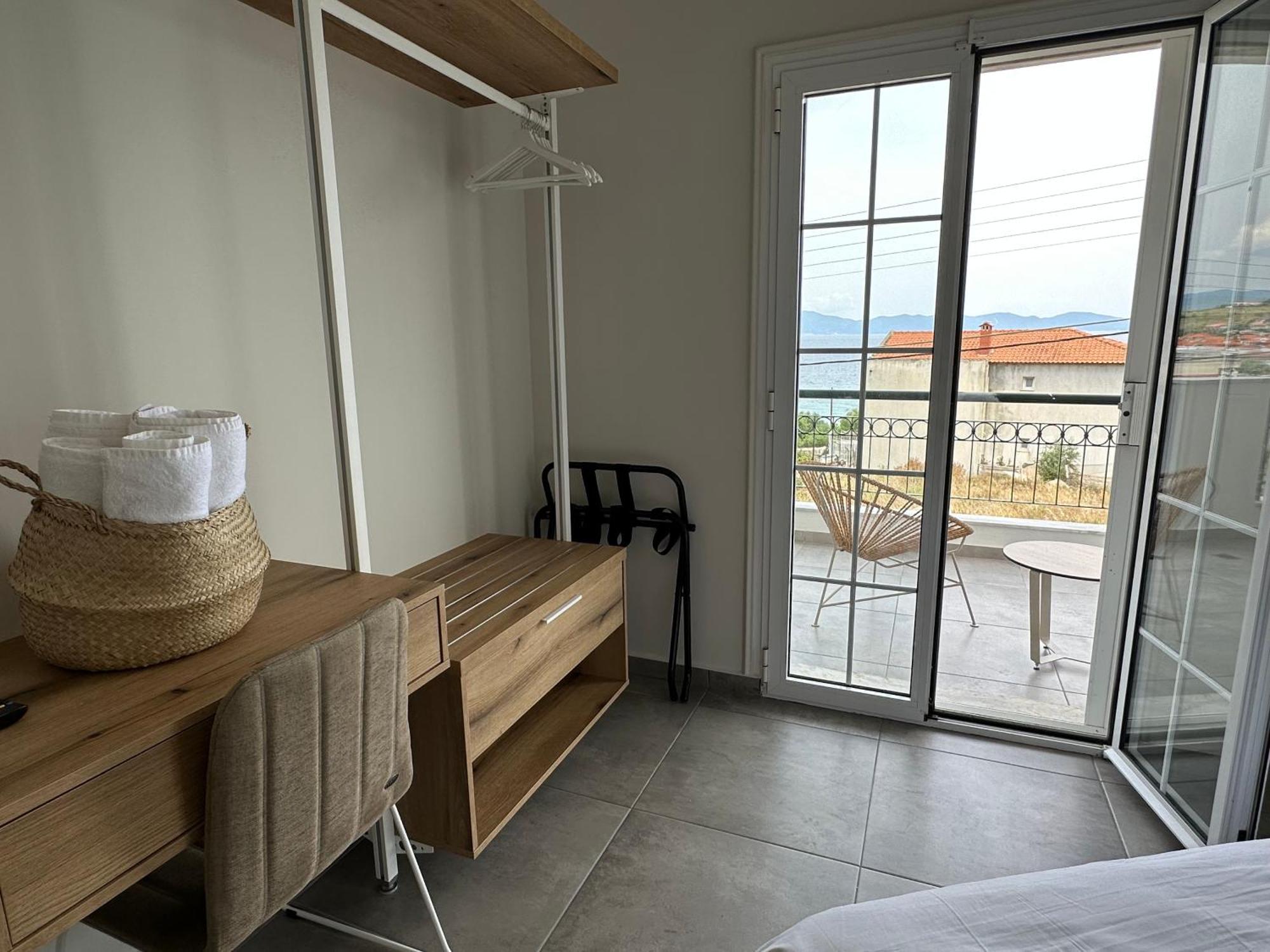 Villa Eleni Greece - Wonderful Sea View Studios Неа-Рода Экстерьер фото