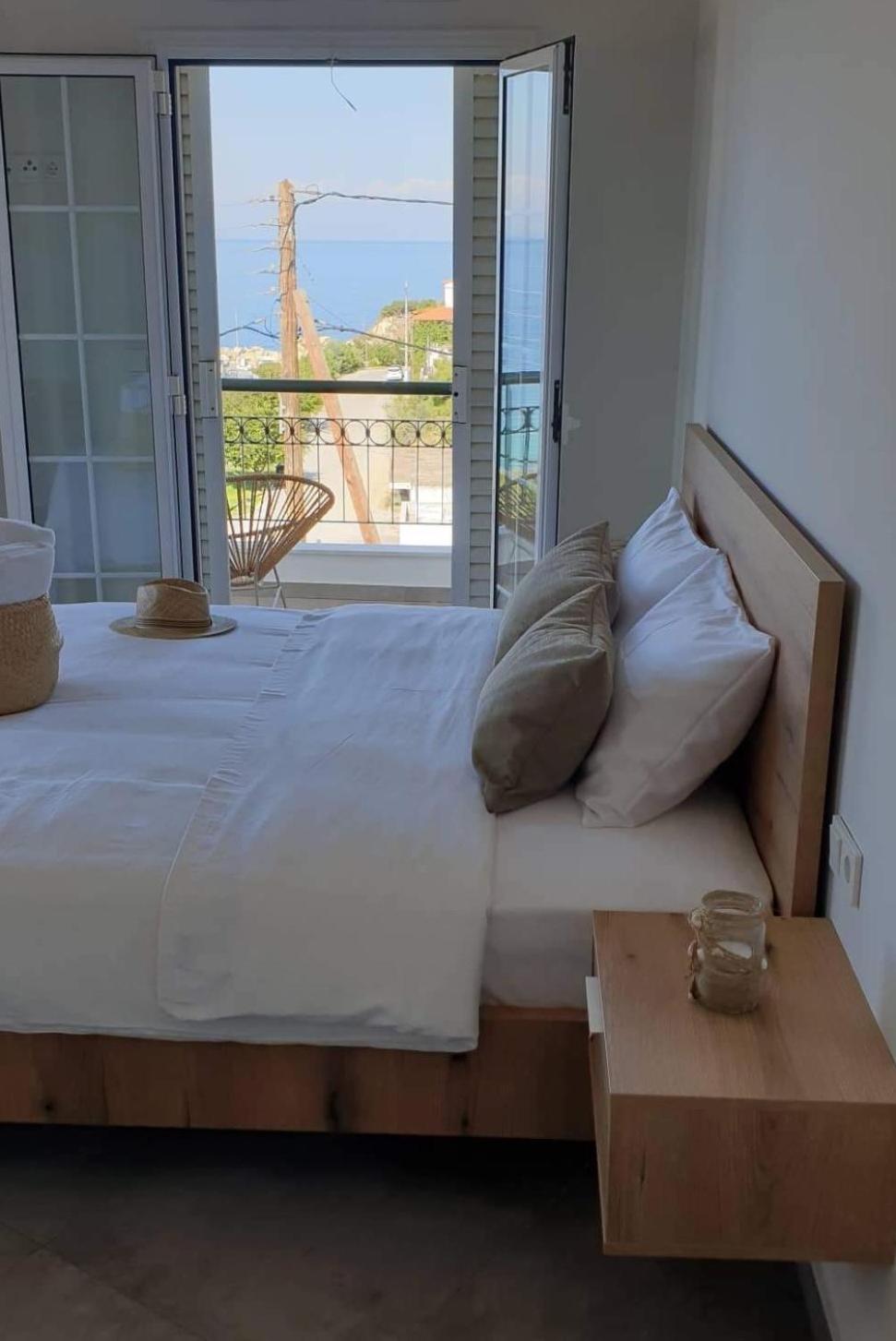 Villa Eleni Greece - Wonderful Sea View Studios Неа-Рода Экстерьер фото
